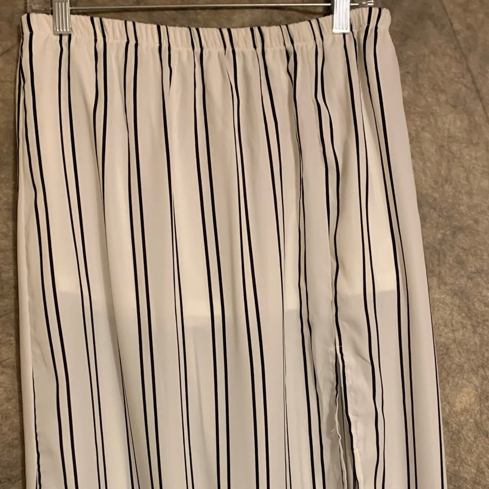 White w/black stripes skirt